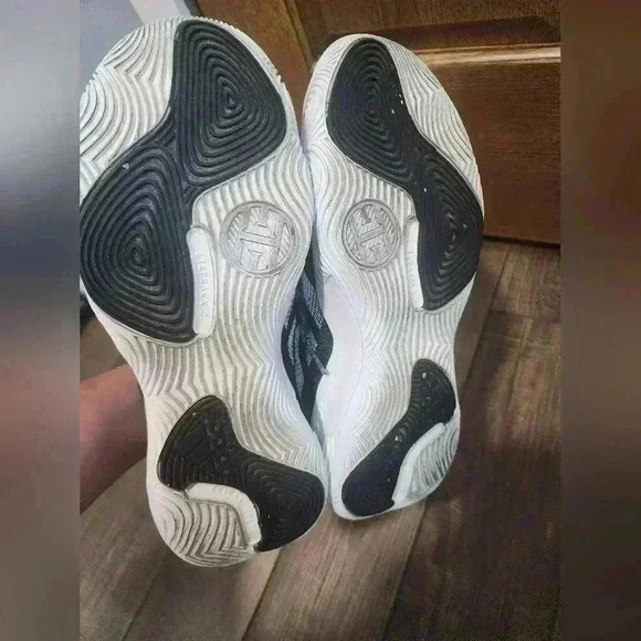 Adidas Harden Stepback 3 Black White GY8630 Size 6.5 - Picture 4 of 6